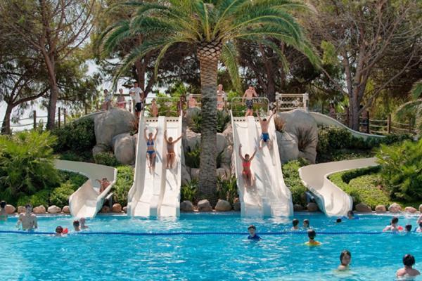 Mobile Homes By Kelair At Playa Montroig Camping Resort Tarragona Buitenkant foto